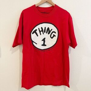 Universal studios Dr Suess Thing 1 Tshirt Sz Lg Red Islands Of adventure Cat Hat